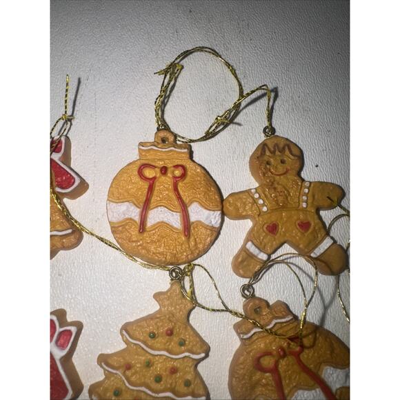 Lot 12 Vintage Resin Gingerbread Ornaments Gingerbread Men Gingerbread Village - Picture 10 of 13